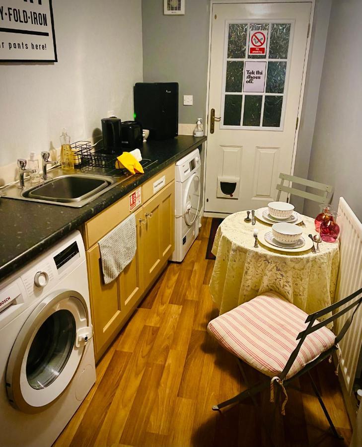 Modern Ground Floor Apartment With Free Parking Very Near Centre Ріпон Екстер'єр фото